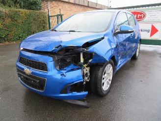 uszkodzony samochody osobowe Chevrolet Aveo  2014/4