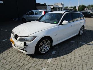 demontáž osobní automobily BMW 3-serie 318 D  ( M LINE ) 2012/1