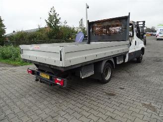 Schade scooter Iveco New daily Pick Up 35C17 2015/6