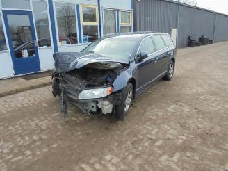 škoda osobní automobily Volvo V-70 V70 (BW), Combi, 2007 / 2016 2.0 T 16V 2010/4