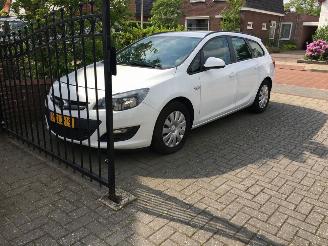 škoda dodávky Opel Astra 1.7 CDTi 16V 110pk business 2013/6