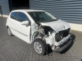 škoda osobní automobily Peugeot 108 108, Hatchback, 2014 1.0 12V 2014/10