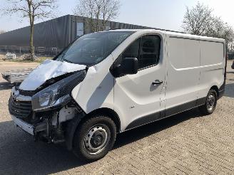 Unfall Kfz Wohnwagen Opel Vivaro 1.6 CDTI  BI-TURBO  L2H1 2017/9
