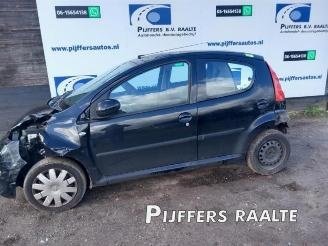 disassembly commercial vehicles Peugeot 107  2008/10