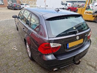 BMW 3-serie touring 318i picture 5