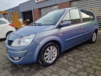 Renault Grand-scenic 2.0 16v AUTOMAAT picture 5