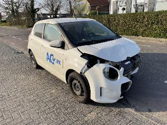 uszkodzony samochody osobowe Citroën C1 1.0-12V 2019/4