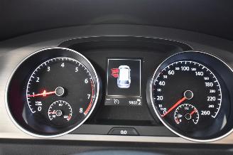 Volkswagen Golf 1.0 TSI Business Edition Connected picture 12