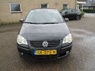 Volkswagen Polo 1.2 Optive picture 2