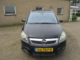 Opel Zafira 1.6 Essentia 7 Persoons picture 2