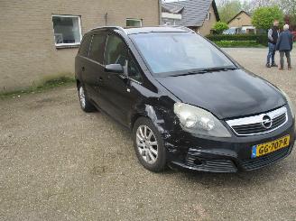 Opel Zafira 1.6 Essentia 7 Persoons picture 1