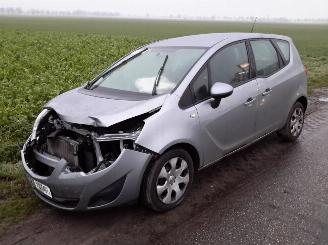 damaged machines Opel Meriva B 1.4 16v 2011/4