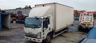 ojeté vozy nákladních automobilů Isuzu N  2016/1