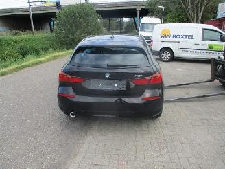 Schade bestelwagen BMW 1-serie  2021/1