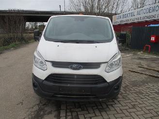 damaged commercial vehicles Ford Transit  2016/1