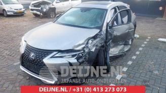 Salvage car Lexus UX UX, SUV, 2019 250h 2.0 16V 2020/3