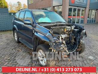 uszkodzony samochody osobowe Toyota Landcruiser Land Cruiser (J12), Terreinwagen, 2002 / 2010 3.0 D-4D 16V 2004/9