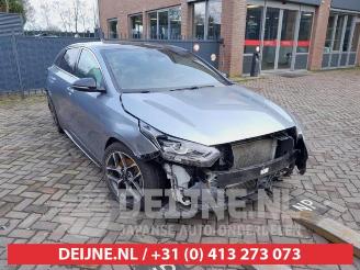 uszkodzony samochody osobowe Kia Pro cee d Proceed (CD), Combi 5-drs, 2018 1.4 T-GDI 16V 2019/12