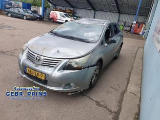 damaged commercial vehicles Toyota Avensis Avensis Wagon (T27), Combi, 2008 / 2018 2.0 16V D-4D-F 2009/1