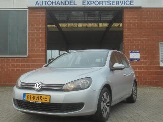 Schadeauto Volkswagen Golf 1.6i Bi Feul  Gas/Benzine , Airco, Cruise control, trekhaak 2010/2