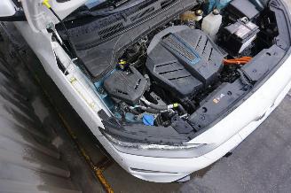 Hyundai Kona EV 64kWh 150kW Navigatie Premium picture 14