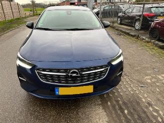 Käytettyjen passenger cars Opel Insignia cdti 1.5 2020/11