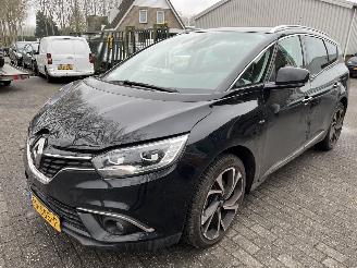 damaged campers Renault Grand-scenic 1.3 TCE Bose 2018/5
