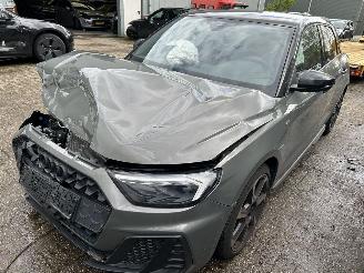 dañado coche sin carnet Audi A1 1.0 Sportback  S-Line   ( nw prijs  41000,00 ) 2023/1