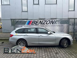 uszkodzony lawety BMW 3-serie  2013/11