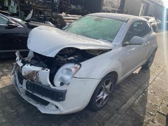 Damaged car Alfa Romeo MiTo MiTo (955), Hatchback, 2008 / 2018 1.3 JTDm 16V Eco 2012/6