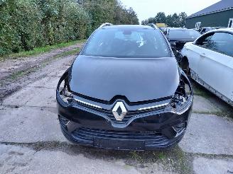 damaged commercial vehicles Renault Clio  2018/11