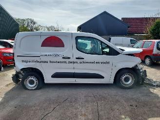 damaged commercial vehicles Opel Combo 1.6D edition 2019/3