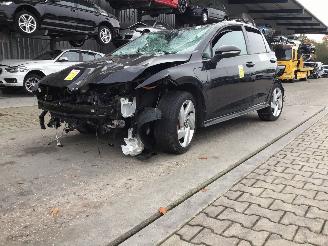 dañado remolque Volkswagen Golf VIII 1.4 GTE Plug-in Hybrid 2020/12