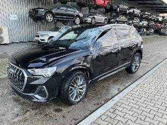 danneggiata veicoli commerciali Audi Q3 35 TFSI 2018/12