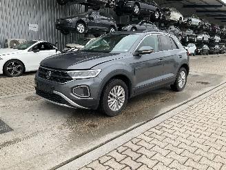 damaged commercial vehicles Volkswagen T-Roc 1.5 TSI 2022/5