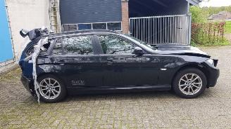 Salvage car BMW 3-serie 3 serie Touring (E91) Combi 318i 16V (N43-B20A) [105kW]  (05-2007/05-2=
012) 2010/9