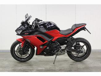 dañado motos Kawasaki Ninja 650 2024 1.000 km lichte schade 2024