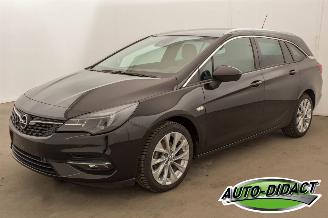 damaged commercial vehicles Opel Astra Sports Tourer 1.2  90.003 km 2020/7