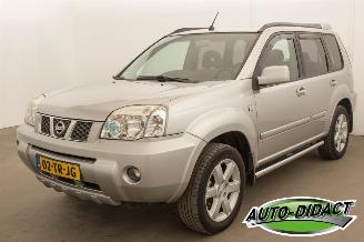 damaged passenger cars Nissan X-Trail 2.0 Airco Columbia Style 2WD 2007/1