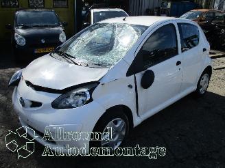 demontáž osobní automobily Toyota Aygo Aygo (B10) Hatchback 1.0 12V VVT-i (1KR-FE) [50kW]  (07-2005/05-2014) 2007/9