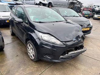damaged scooters Ford Fiesta 1.2i panther black metallic 2010/5