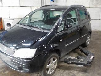 skadebil auto Fiat Idea Idea (350AX) MPV 1.4 16V (Euro 5) [70kW]  (01-2004/12-2012) 2007/8
