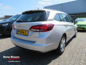 krockskadad bil auto Opel Astra 1.6 CDTI Innovation Navi 110pk 2016/9