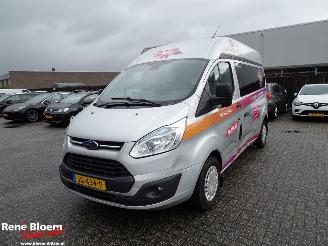 Damaged car Ford Transit 2.2 TDCI L2H2 Trend 7persoons 125pk 2014/6