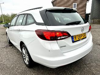 Opel Astra sports tourer 1.4 Turbo 145pk automaat - navi - nap - org NL - airco - cruise - pdc - licht + regensensor picture 6