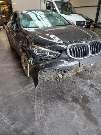 Salvage car BMW Swift 116i www.midelo-onderdelen.nl 2023/1