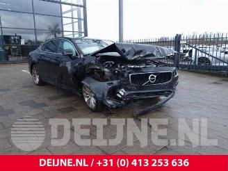 damaged passenger cars Volvo S-90 S90 II, Sedan, 2016 2.0 D3 16V 2018/4