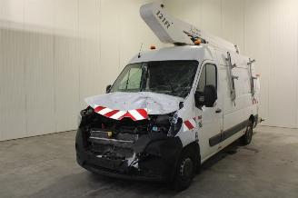 Schade bestelwagen Renault Master  2021/6