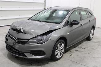 damaged machines Opel Astra  2021/4