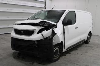 damaged passenger cars Peugeot Expert  2019/4